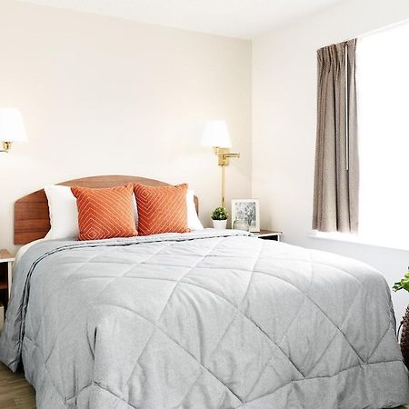 Intown Suites Extended Stay Jacksonville Fl - Atlantic Blvd Exterior photo